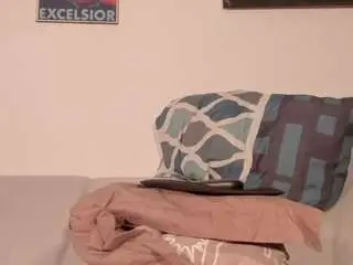 Harleyreed  live sex cam