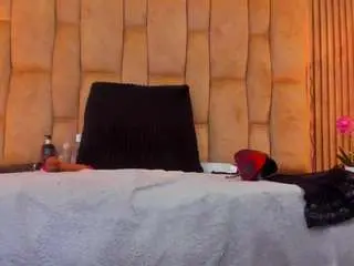 Jazminevanns  live sex cam