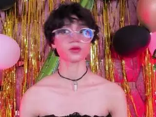 Northhale  live sex cam