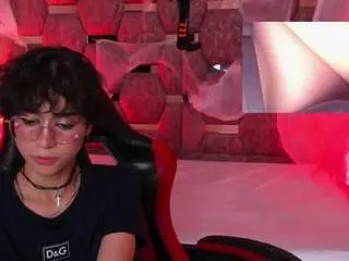 Northhale  live sex cam
