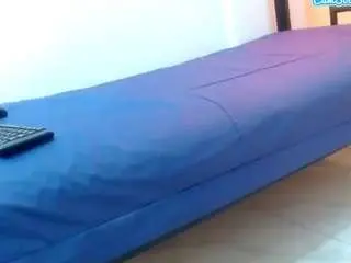 Skynnynasty  live sex cam