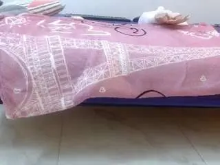 Skynnynasty  live sex cam