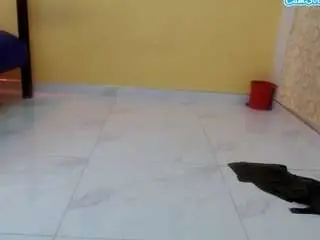 Skynnynasty  live sex cam