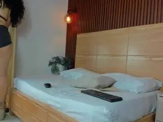 Zully-28  live sex cam