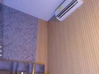 Hollyvega  live sex cam