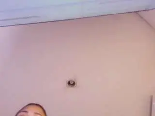 Hollyvega  live sex cam