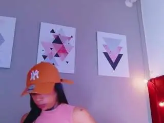 Hollyvega  live sex cam