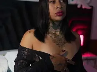 Hollyvega  live sex cam