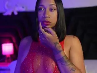 Hollyvega  live sex cam