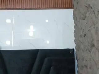 Hollyvega  live sex cam