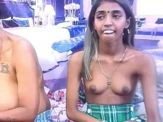 Indiansexyslender  live sex cam