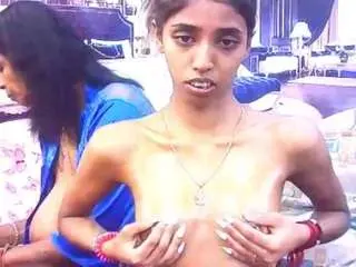Indiansexyslender  live sex cam