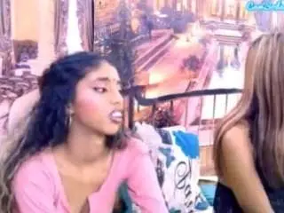 Indiansexyslender  live sex cam