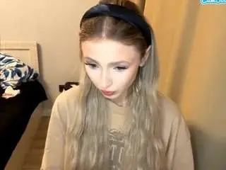 Allenakaralis  live sex cam