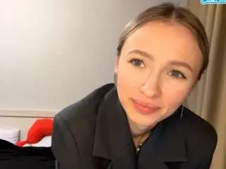 Allenakaralis  live sex cam