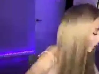 Allenakaralis  live sex cam