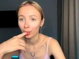 Allenakaralis  live sex cam
