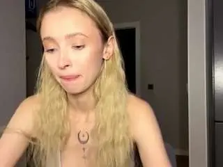 Allenakaralis  live sex cam