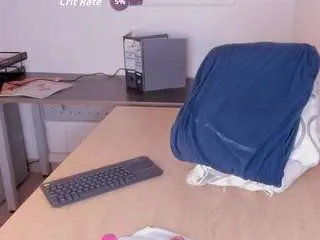 Charlotsweett  live sex cam