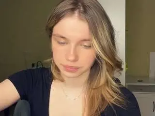 Katerinepulkkinen  live sex cam