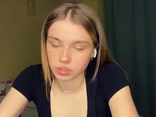 Katerinepulkkinen  live sex cam