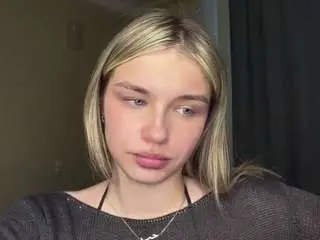 Katerinepulkkinen  live sex cam