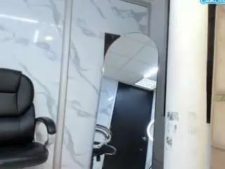Kendal77  live sex cam