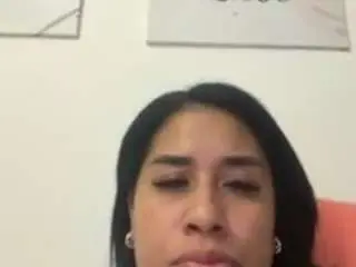 Ninapetite  live sex cam