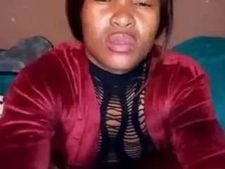 Prettydollxxx  live sex cam