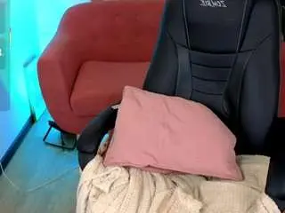Toricat  live sex cam