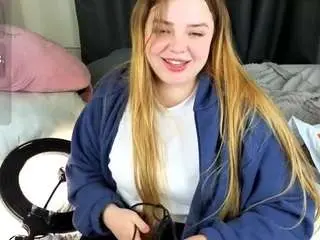 Toricat  live sex cam