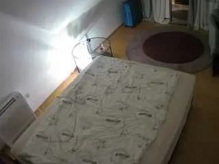 Voyeurcam-julmodels-whitebed-4  live sex cam