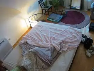 Voyeurcam-julmodels-whitebed-4  live sex cam