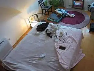 Voyeurcam-julmodels-whitebed-4  live sex cam