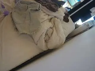 Voyeurcam-julmodels-whitebed-4  live sex cam