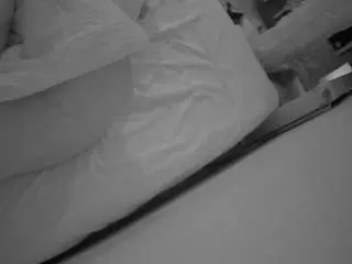 Voyeurcam-julmodels-whitebed-4  live sex cam