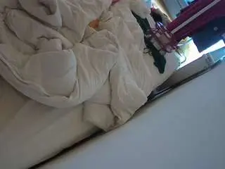 Voyeurcam-julmodels-whitebed-4  live sex cam