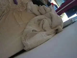 Voyeurcam-julmodels-whitebed-4  live sex cam