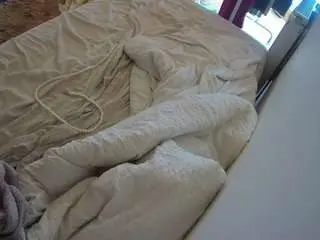 Voyeurcam-julmodels-whitebed-4  live sex cam