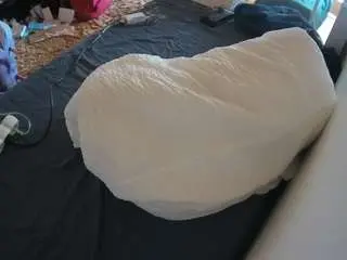 Voyeurcam-julmodels-whitebed-4  live sex cam