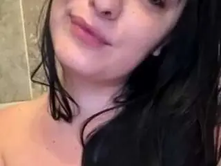 Britneyquenn18  live sex cam
