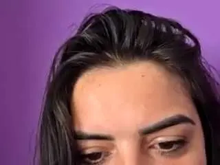 Britneyquenn18  live sex cam