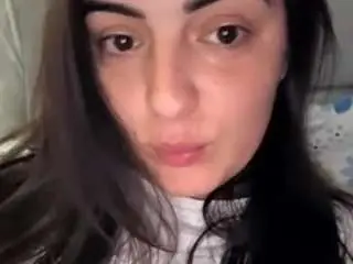 Britneyquenn18  live sex cam