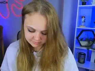 Elyra-lir  live sex cam