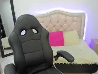 Fire-love  live sex cam