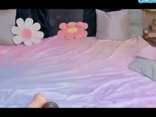 Juicymilk  live sex cam