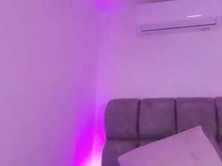 Karli-sw  live sex cam