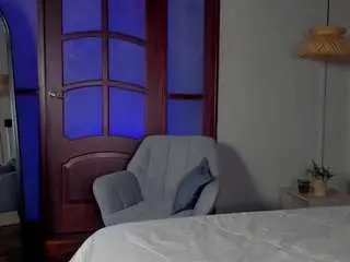 Nayahh  live sex cam