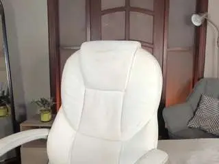 Nayahh  live sex cam