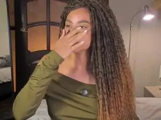 Nayahh  live sex cam